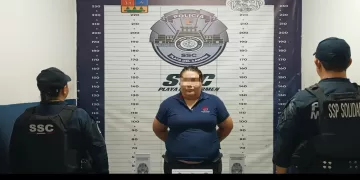 Detenida al volante de un auto robado