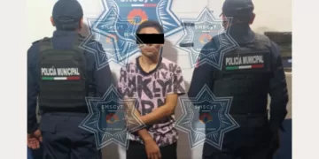Detienen a motociclista por agredir a policías en Cancún