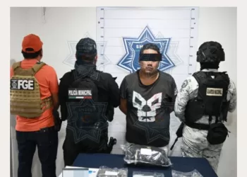 Sujeto es detenido por delitos contra la salud