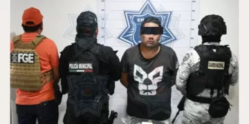 Sujeto es detenido por delitos contra la salud