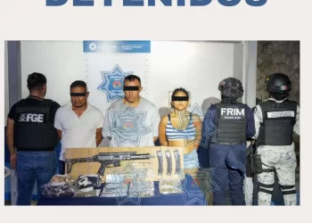Detenidos con drogas y un arma tres narcomenudistas