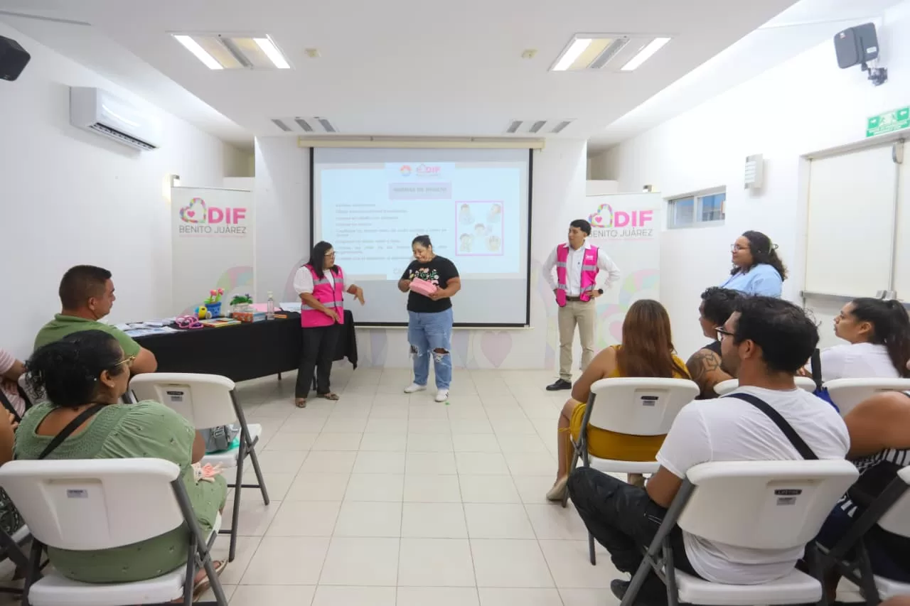 DIF Cancún refuerza la importancia de la educación inicial con pláticas para padres