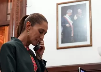 Con foto de AMLO detrás, Sheinbaum envía mensaje antes de su Informe
