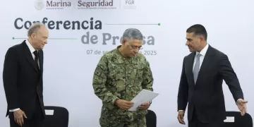 Vicealmirante detenido por huachicol fue denunciado por su propio tío, Rafael Ojeda