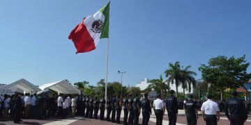 Playa del Carmen inicia el mes patrio con llamado a la unidad y al compromiso ciudadano