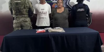 Detenida pareja por presunto narcomenudeo
