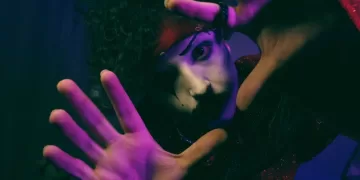 Chitu embruja con "Roto", una oda gótica al desamor y la vulnerabilidad