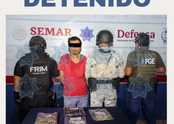 Aprehenden a individuo con cerca de un centenar de dosis de drogas