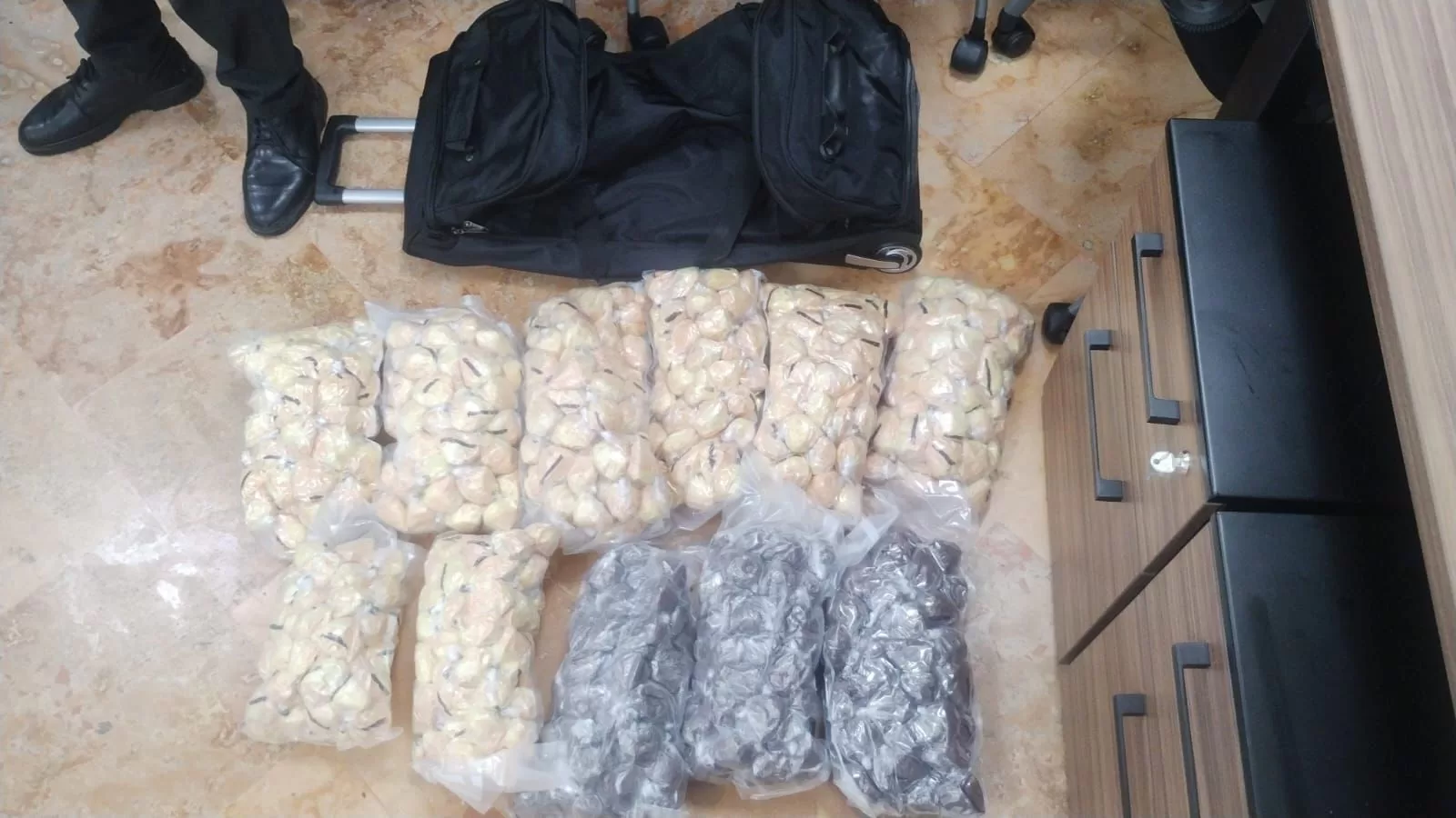 Guardia Nacional frustra intento de traslado de armamento y narcóticos en Cancún