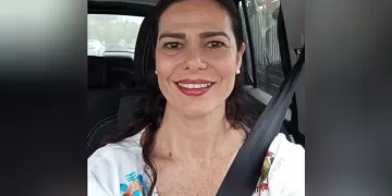 Regidora Tania Casa Madrid exige respeto y transparencia en el Cabildo de Bacalar