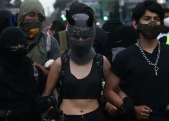 pide investigar al “bloque negro” tras los hechos violentos en marcha de la Generación Z