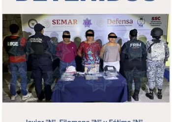 Caen dos mujeres y un hombre en Cancún por narcomenudeo y portación de arma de fuego