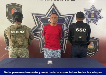 Sujeto detenido por orinar en la vía pública era buscado por homicidio