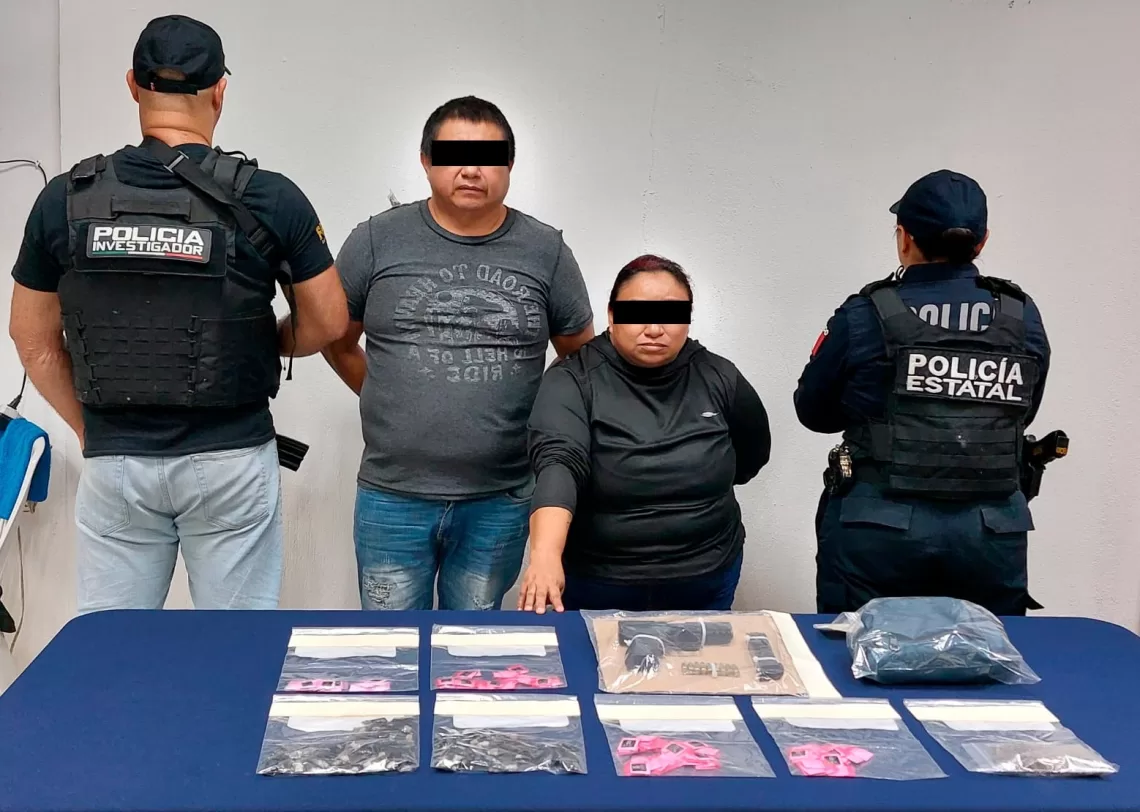 Detienen en Cozumel a cuatro presuntos narcomenudistas con armas y drogas
