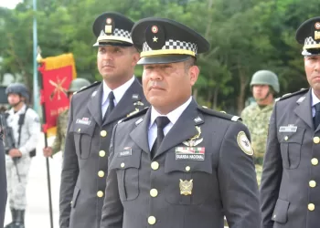 Entregan ascensos y condecoraciones de la Guardia Nacional en Isla Mujeres