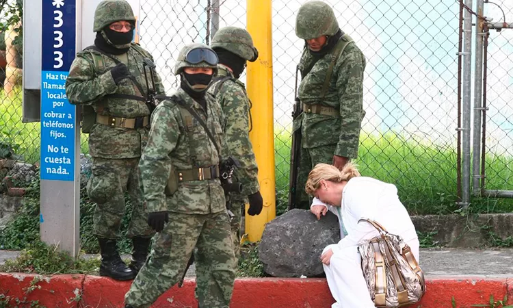 Claudia Sheinbaum sugiere investigar responsabilidad de Felipe Calderón en escuadrones de la muerte