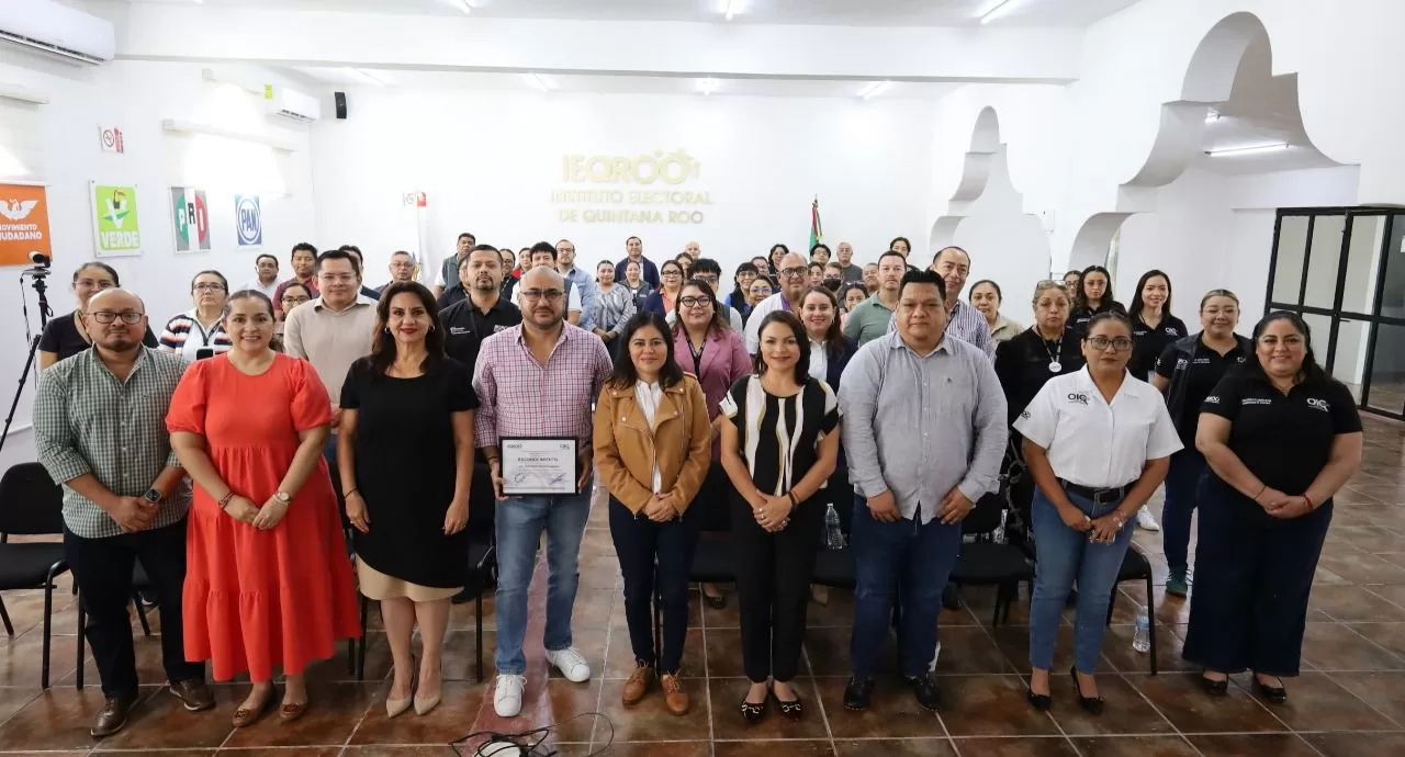 PRODECON capacita a funcionarios del IEQROO en Declaraciones Anuales y Deducciones Personales