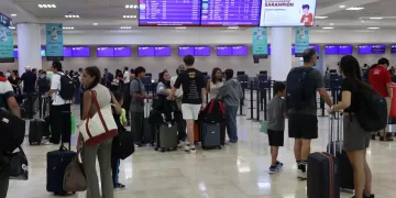 ASUR: tráfico internacional de Cancún cae 11.8% en septiembre de 2026