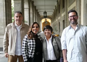 Revisa Mara Lezama de forma directa, avances del programa Viviendas para el Bienestar, con titular de la SEDATU