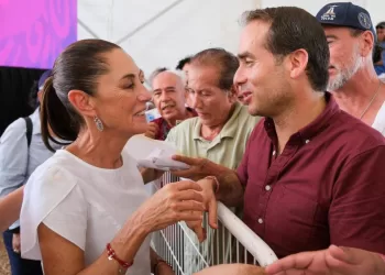 Claudia Sheinbaum le pone tarea al alcalde de Tulum: “Ahora toca ordenar el crecimiento del municipio”
