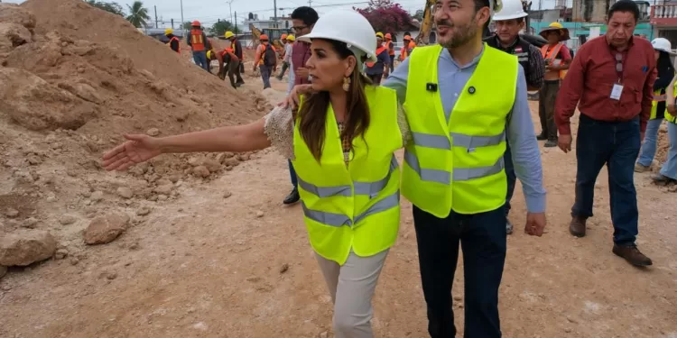 Mara Lezama supervisa avances del nuevo Hospital General del ISSSTE en Chetumal
