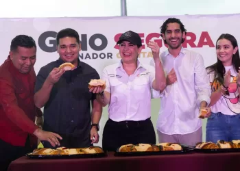 Gino Segura lleva la magia de los reyes magos a Playa del Carmen
