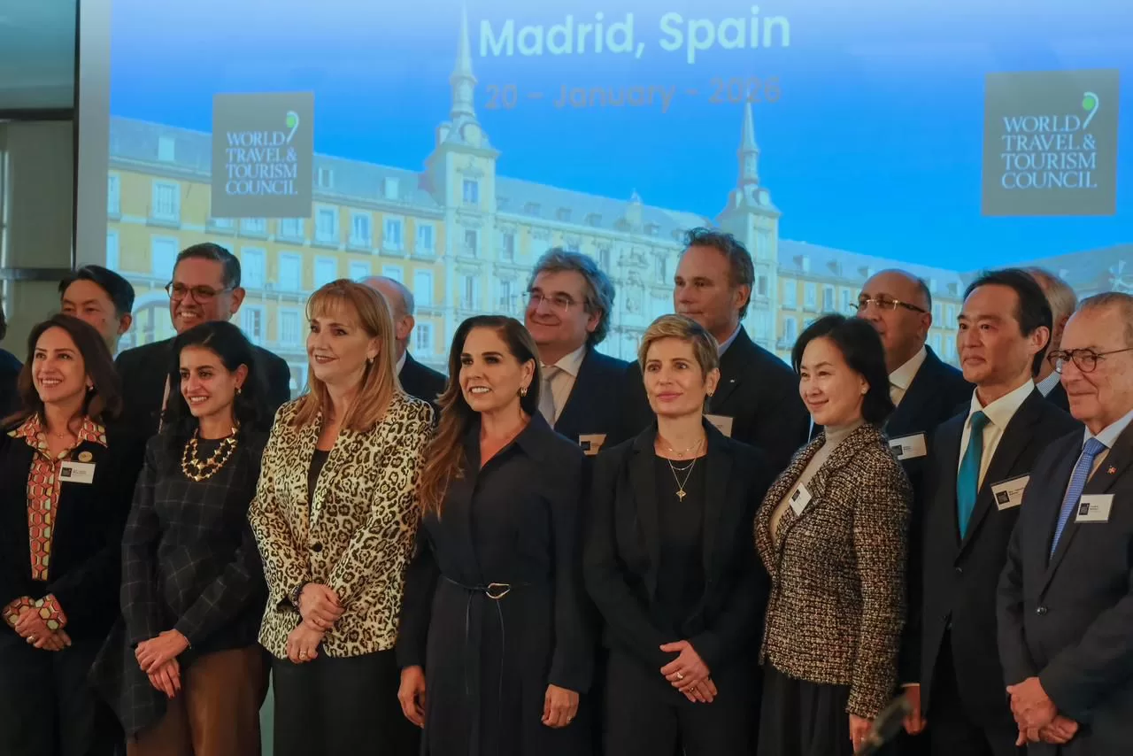 Participa Mara Lezama, junto con Shaikha Al Nowais, Secretaria General de la ONU Turismo, y Gloria Guevara, presidenta del WTTC, en mesa turística de alto nivel