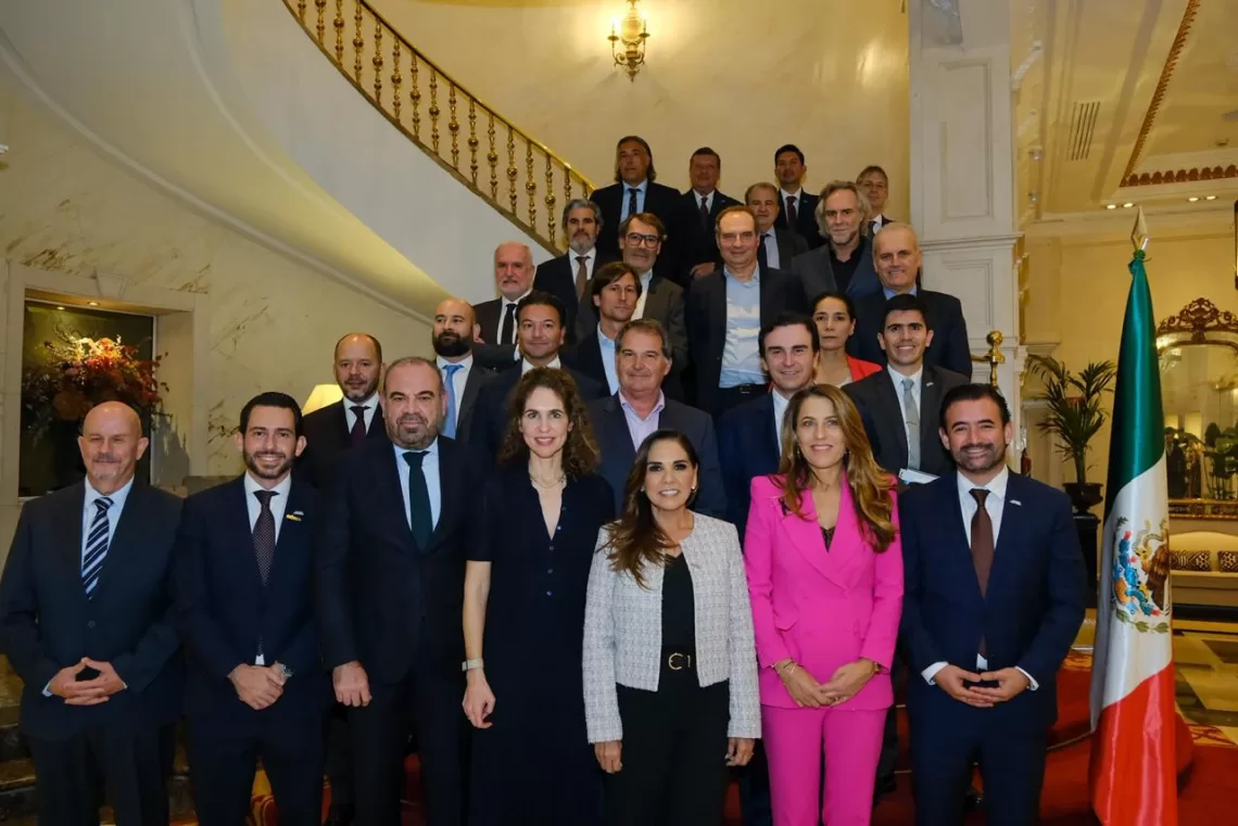 Presenta Mara Lezama campañas de promoción y estrategias de inversión y crecimiento en reunión con socios de INVEROTEL