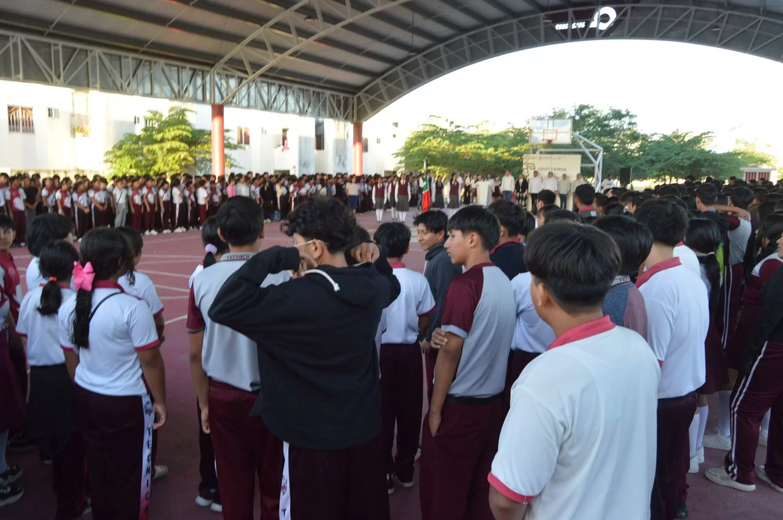 Gobierno de Estefanía Mercado fortalece la formación cívica en escuelas públicas con el programa “Cultivemos el Civismo”
