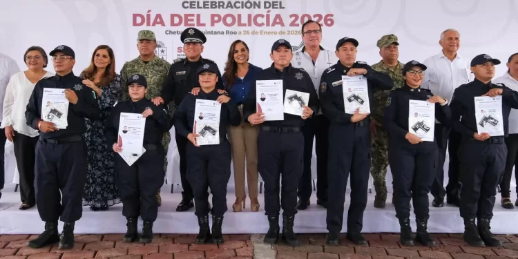 Mara Lezama reconoce la labor de las y los policías como pilar en la construcción de paz en Quintana Roo