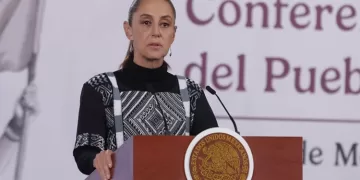 Claudia Sheinbaum sale en defensa de los "ministros del pueblo", tras escándalo por camionetas