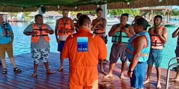 Capacitan a prestadores turísticos de Bacalar en seguridad náutica