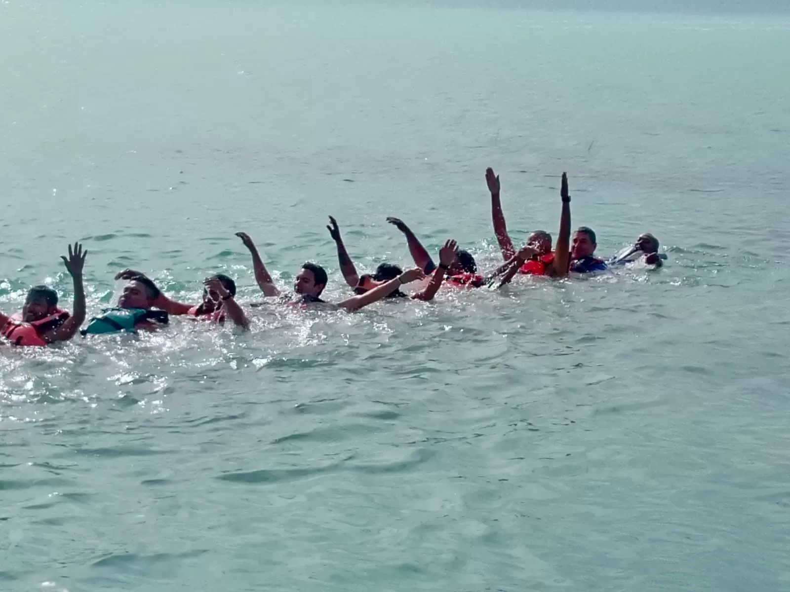 Capacitan a prestadores turísticos de Bacalar en seguridad náutica