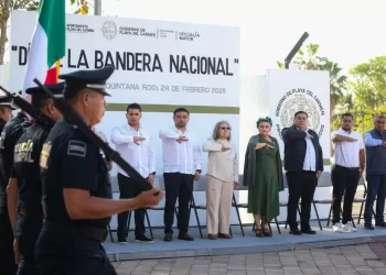 Gobierno de Playa del Carmen conmemora el Día de la Bandera y reafirma su compromiso con un México de orden y justicia