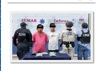 Caen dos por robos a transeúntes en Cancún; uno es policía municipal