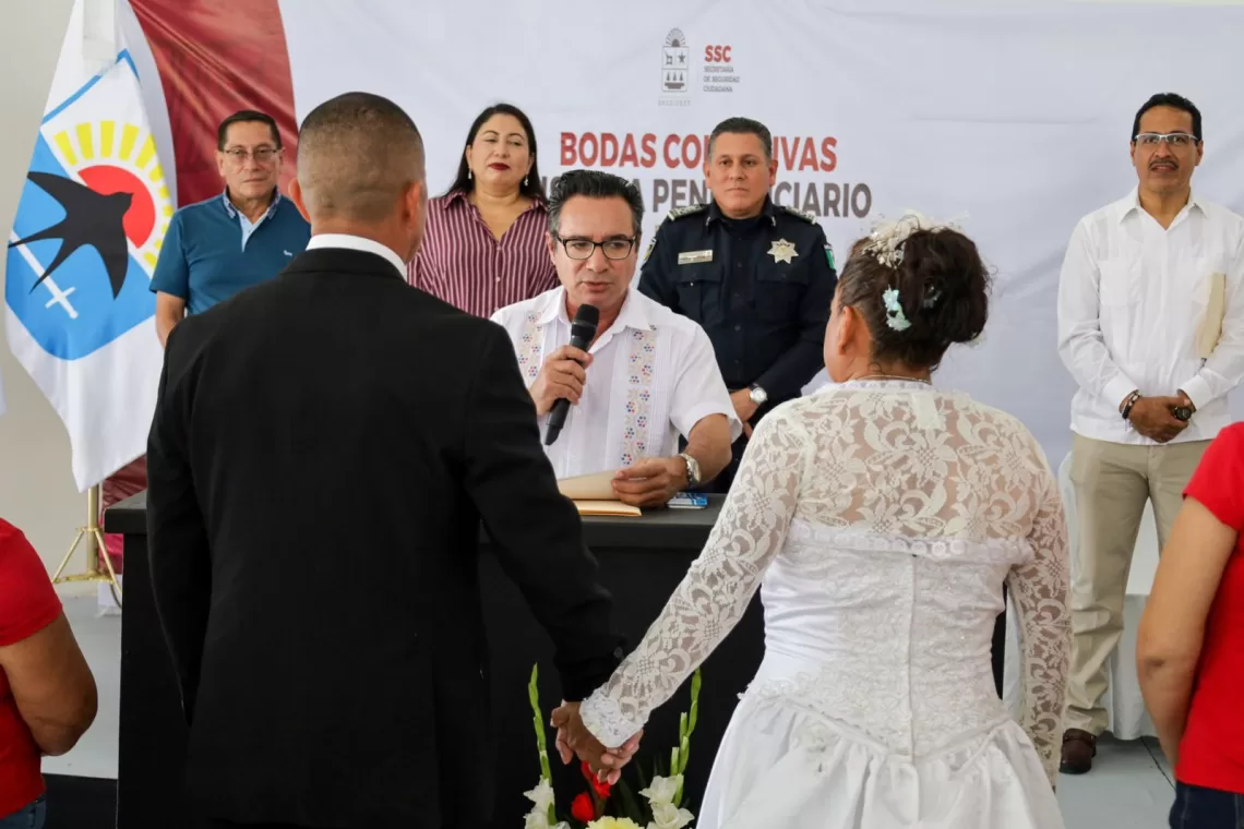 Bodas tras rejas en Cozumel: cinco internos formalizan unión en penal