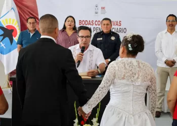 Bodas tras rejas en Cozumel: cinco internos formalizan unión en penal