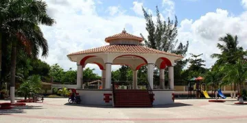 Aceleran regularización de asentamientos en Cancún; prevén legalizar hasta 5 mil lotes