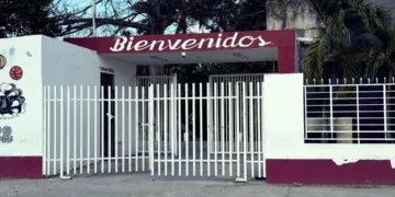 Llaman a garantizar derechos de alumnos y docentes ante denuncias escolares en Cancún