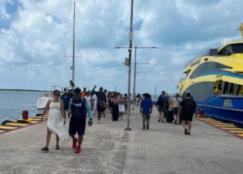 Isla Mujeres prevé hasta 26 mil turistas diarios en semana santa con alta ocupación hotelera