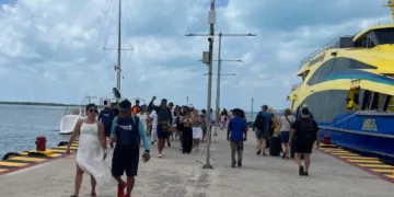 Isla Mujeres prevé hasta 26 mil turistas diarios en semana santa con alta ocupación hotelera