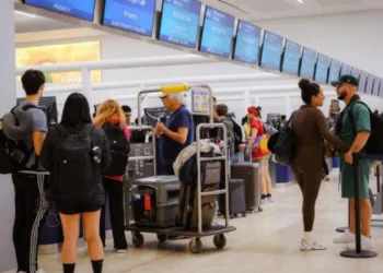 Aeropuerto de Cancún registra 611 vuelos en inicio de Semana Santa y repunta la actividad turística