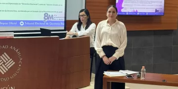 Magistrada del Teqroo expone sobre derechos políticos de mujeres jóvenes