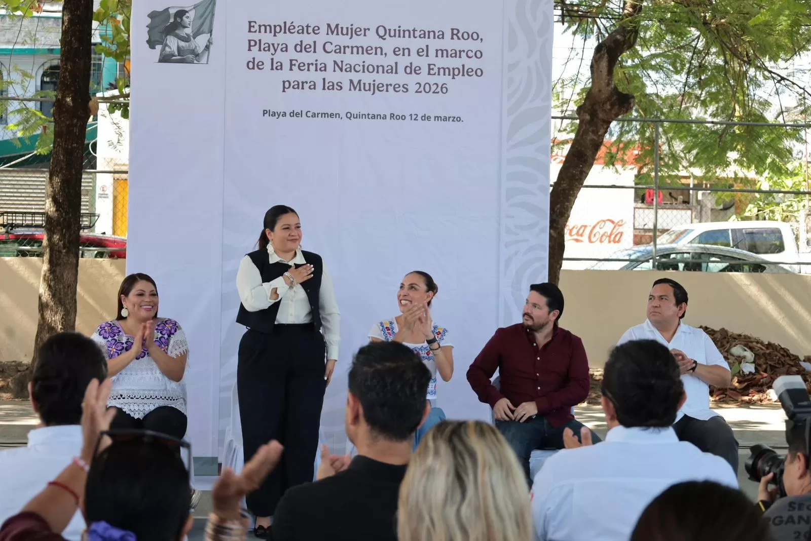 Gobierno de Estefanía Mercado impulsa el empleo femenino con más de mil 400 vacantes en feria “Empléate Mujer”