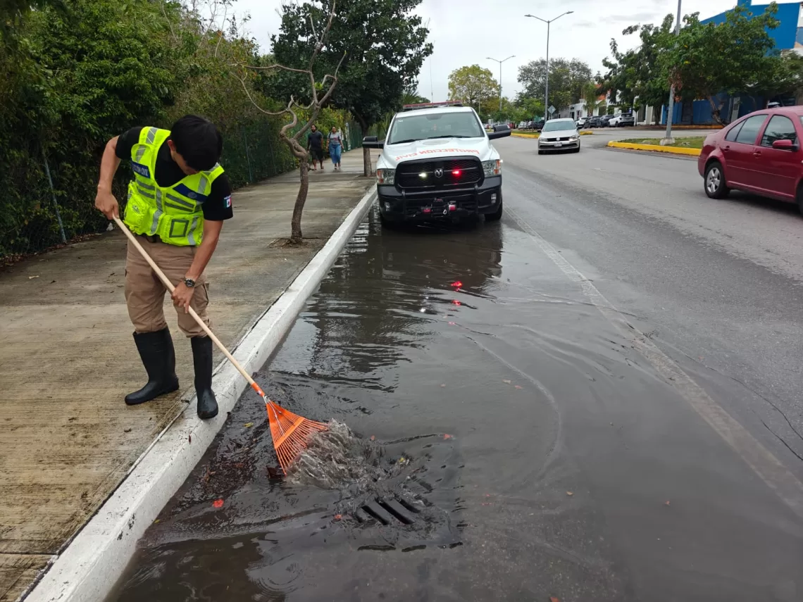Activa Gobierno de Estefanía Mercado Operativo Tormenta por intensas lluvias