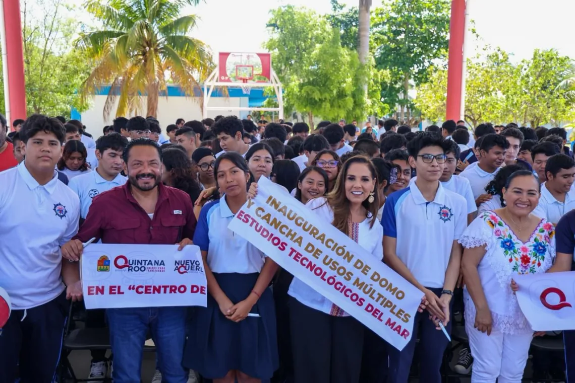 Entregan domo y cancha al CETMAR 10 de Chetumal