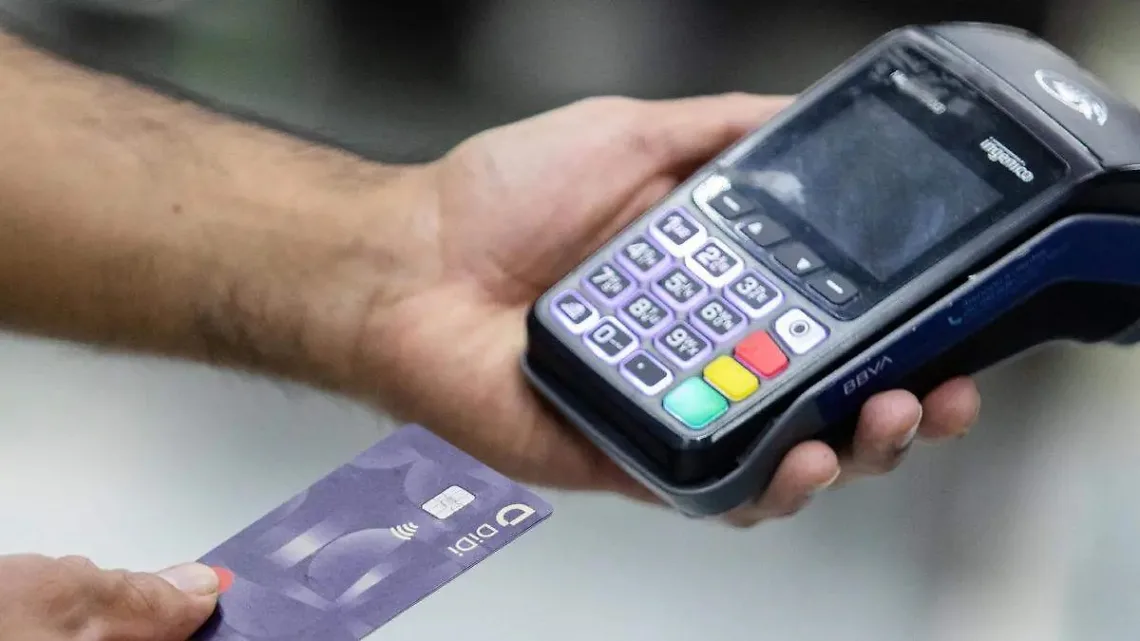 Advierten incremento de cargos no reconocidos durante periodos vacacionales