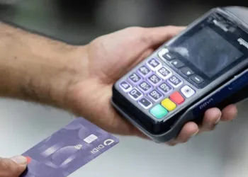 Advierten incremento de cargos no reconocidos durante periodos vacacionales