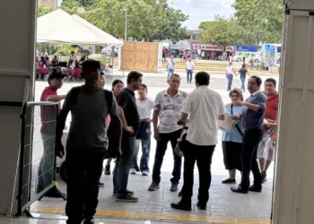 Alta respuesta ciudadana a programa de regularización patrimonial en Benito Juárez