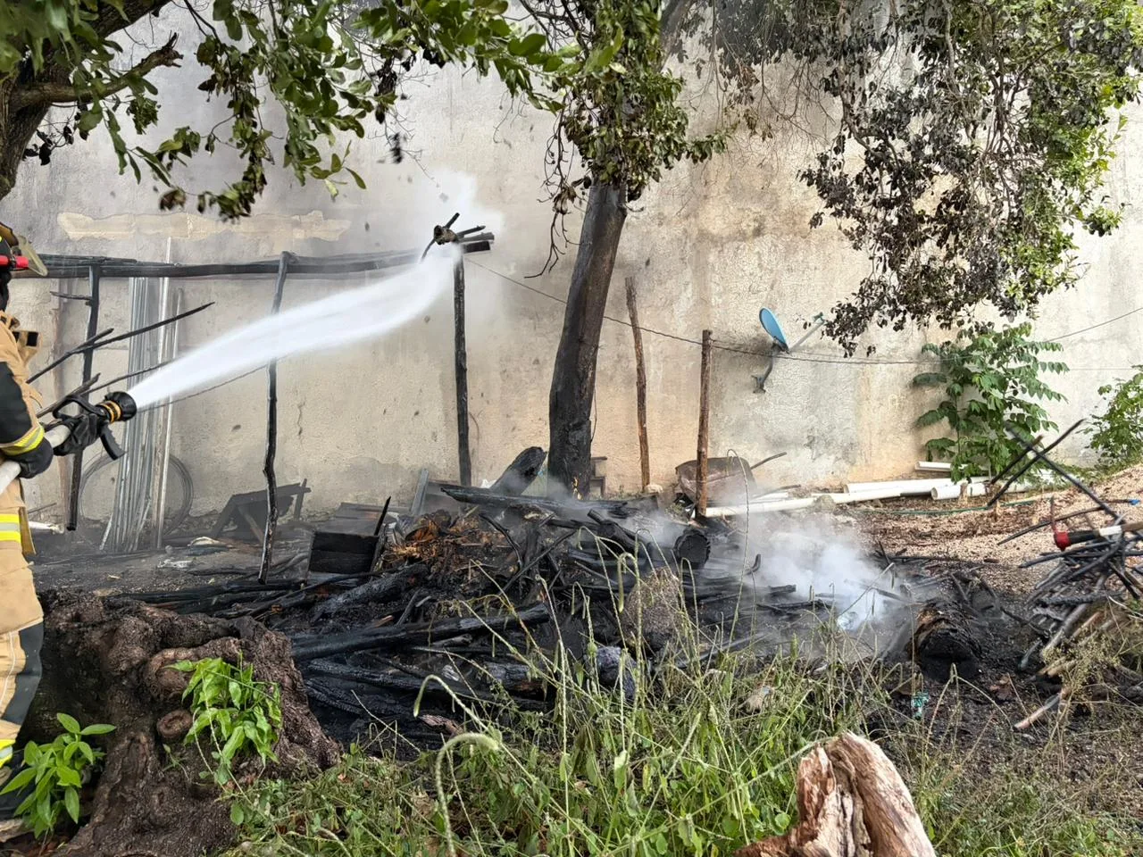 Advierten riesgo de incendios en Tulum y piden evitar la quema de basura